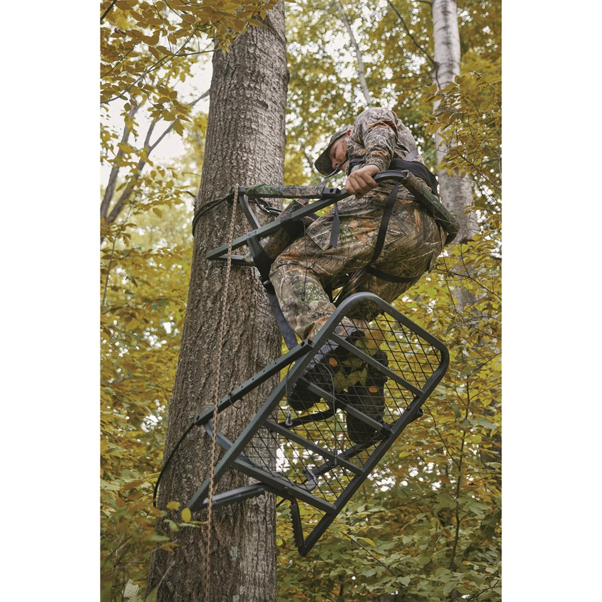 Climbing Tree Stand with Seat and Foot Platform H500